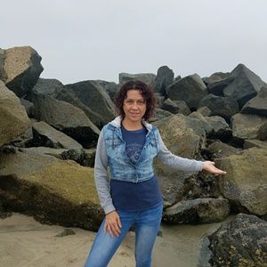 Meet your Posher, Kelly